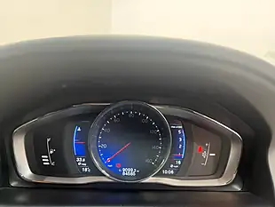 Used 2015 Volvo XC60 R-Design Red - Interior and Exterior details 13