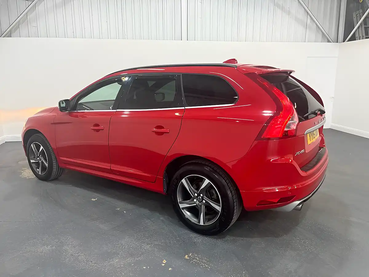 Used 2015 Volvo XC60 R-Design Red - Interior and Exterior details 6