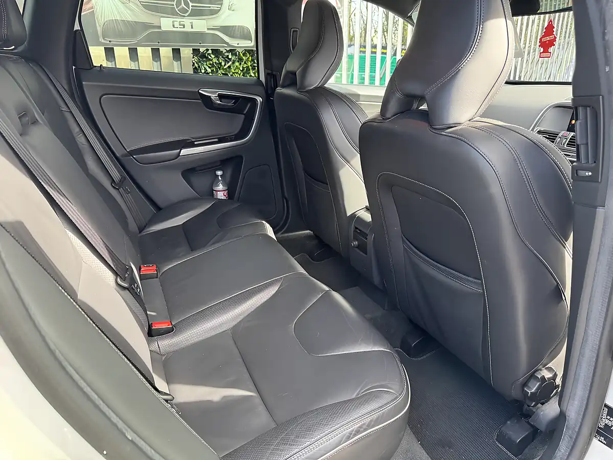 Used 2015 Volvo XC60 R-Design White - Interior and Exterior details 10