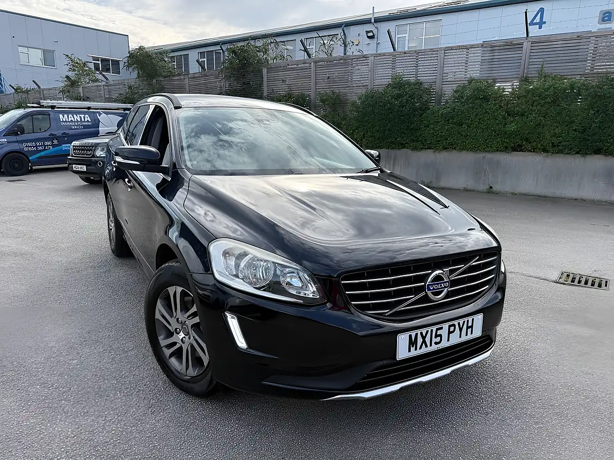 Used 2015 Volvo XC60 Se Black - Interior and Exterior details 11