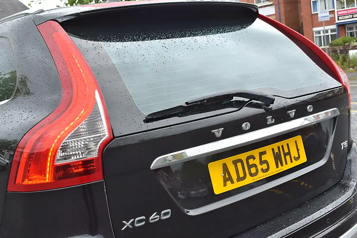 Used 2015 Volvo XC60 Se Lux Nav Black - Interior and Exterior details 16