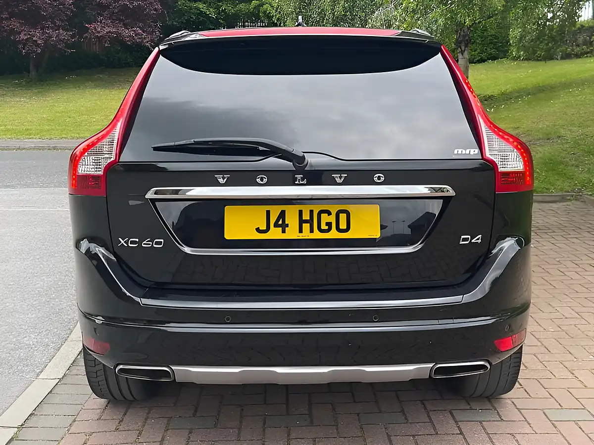 Used 2015 Volvo XC60 Se Lux Nav Black - Interior and Exterior details 12