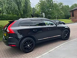 Used 2015 Volvo XC60 Se Lux Nav Black - Interior and Exterior details 18