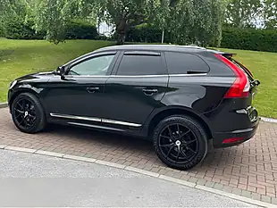 Used 2015 Volvo XC60 Se Lux Nav Black - Interior and Exterior details 9