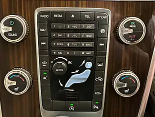 Used 2015 Volvo XC60 Se Lux Nav Blue - Interior and Exterior details 15