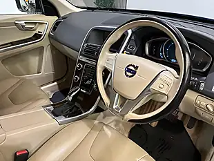 Used 2015 Volvo XC60 Se Lux Nav Blue - Interior and Exterior details 3