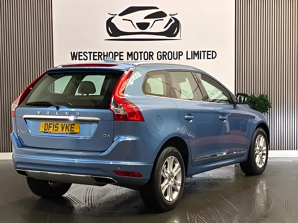 Used 2015 Volvo XC60 Se Lux Nav Blue - Interior and Exterior details 4