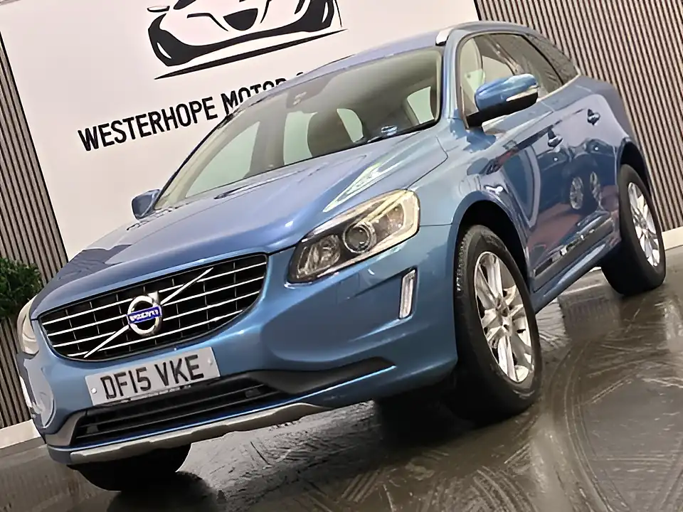Used 2015 Volvo XC60 Se Lux Nav Blue - Interior and Exterior details 7