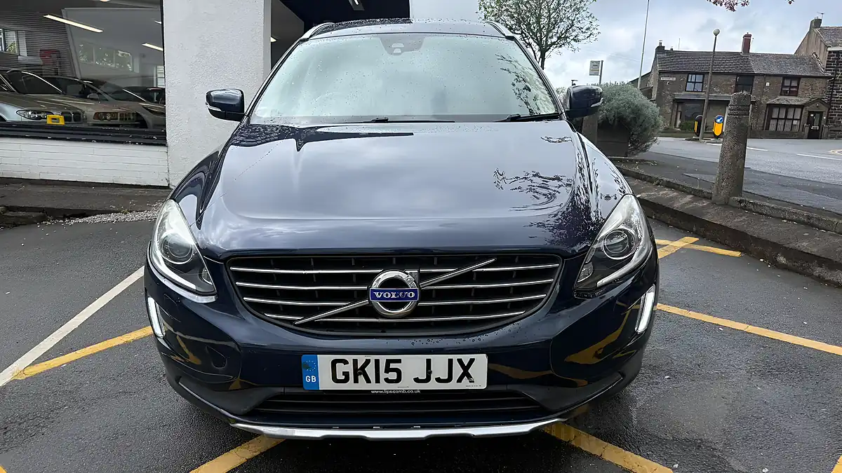 Used 2015 Volvo XC60 Se Lux Nav Blue - Interior and Exterior details 12