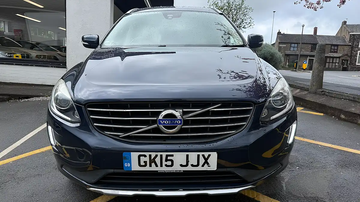 Used 2015 Volvo XC60 Se Lux Nav Blue - Interior and Exterior details 2