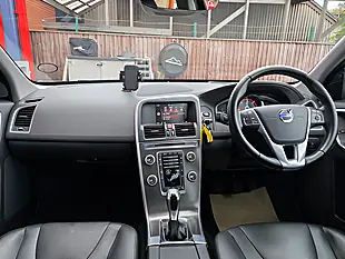 Used 2015 Volvo XC60 Se Lux Nav Red - Interior and Exterior details 11