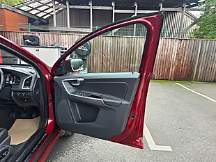 Used 2015 Volvo XC60 Se Lux Nav Red - Interior and Exterior details 16