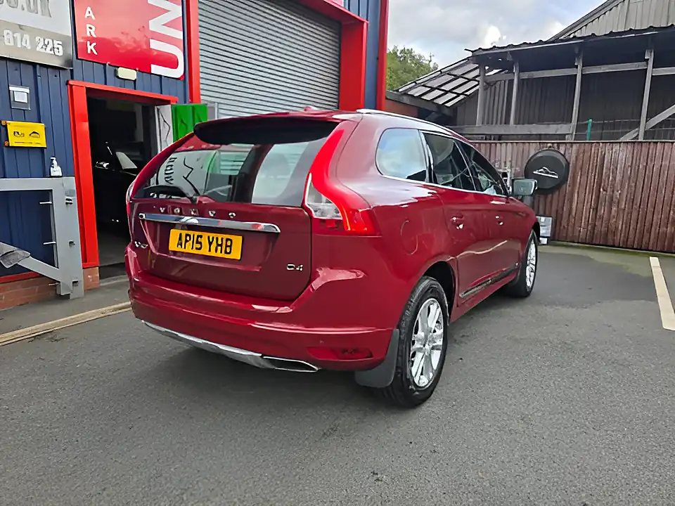 Used 2015 Volvo XC60 Se Lux Nav Red - Interior and Exterior details 8