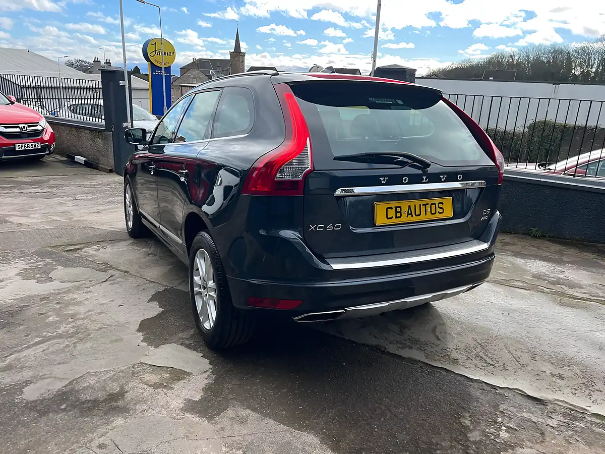 Used 2015 Volvo XC60 Se Lux Nav Savile Grey - Interior and Exterior details 6
