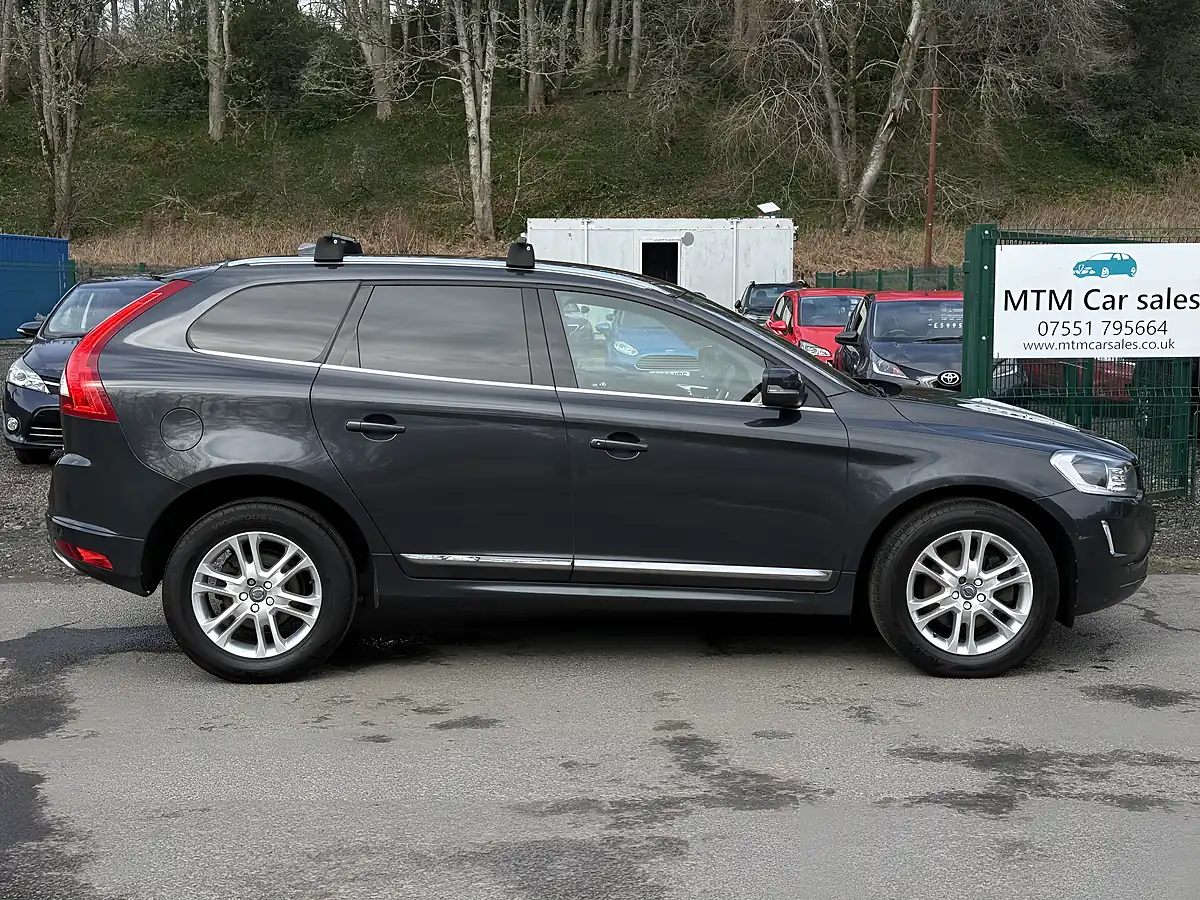 Used 2015 Volvo XC60 Se Lux Nav Savile Grey - Interior and Exterior details 5