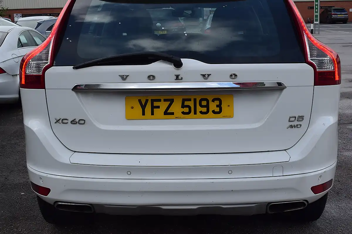 Used 2015 Volvo XC60 Se Lux Nav White - Interior and Exterior details 12