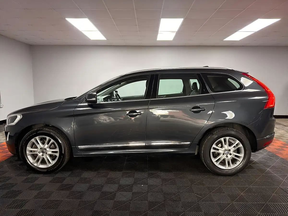 Used 2015 Volvo XC60 Se Lux Savile Grey - Interior and Exterior details 9