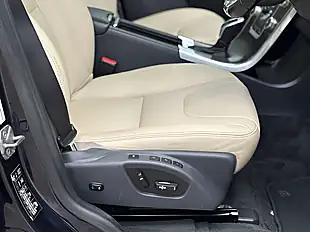 Used 2015 Volvo XC60 Se Luxury Nav Magic Blue - Interior and Exterior details 11