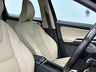 Used 2015 Volvo XC60 Se Luxury Nav Magic Blue - Interior and Exterior details 15