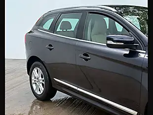 Used 2015 Volvo XC60 Se Luxury Nav Magic Blue - Interior and Exterior details 3