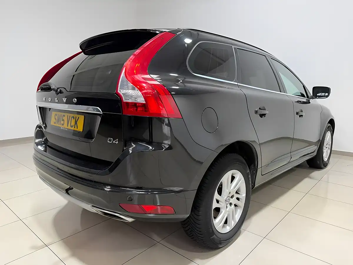 Used 2015 Volvo XC60 Se Nav Black - Interior and Exterior details 9