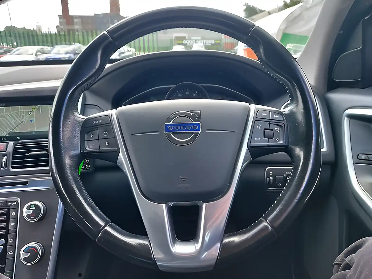 Used 2015 Volvo XC60 Se Nav Grey - Interior and Exterior details 15