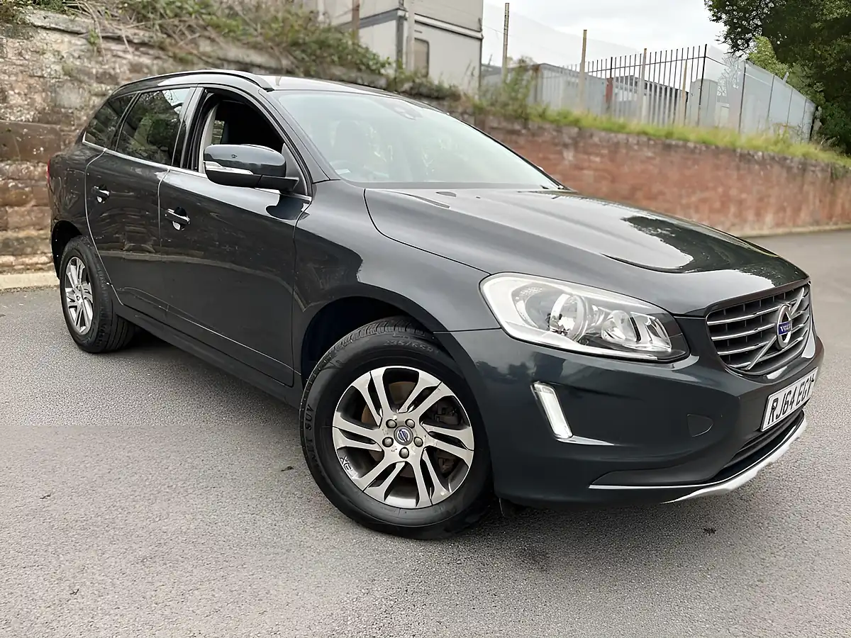 Used 2015 Volvo XC60 Se Nav Grey - Interior and Exterior details 3