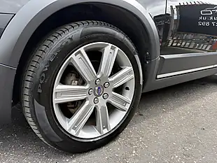 Used 2015 Volvo XC70 Inscription Black - Interior and Exterior details 8