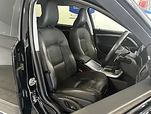 Used 2015 Volvo XC70 Se Lux Black Sapphire - Interior and Exterior details 11