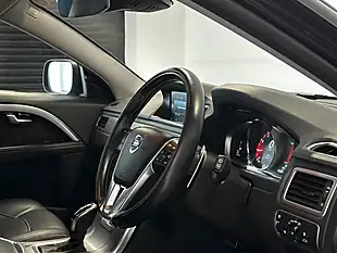 Used 2015 Volvo XC70 Se Lux Black Sapphire - Interior and Exterior details 2