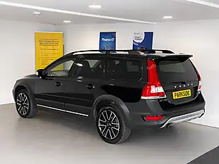 Used 2015 Volvo XC70 Se Lux Black Sapphire - Interior and Exterior details 4