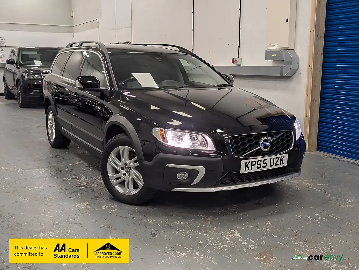 Used 2015 Volvo XC70 Se Nav Onyx Black - Front View