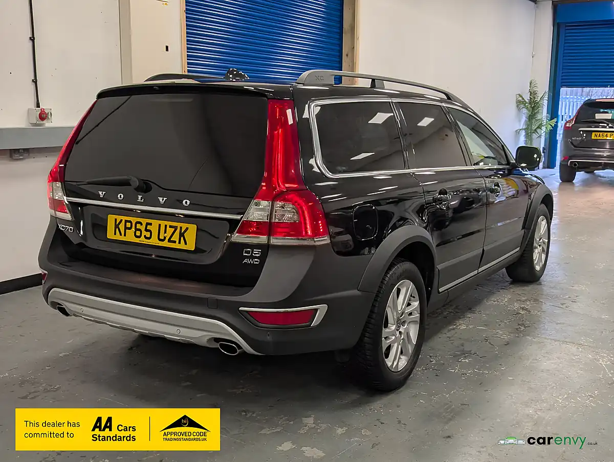 Used 2015 Volvo XC70 Se Nav Onyx Black - Interior and Exterior details 12