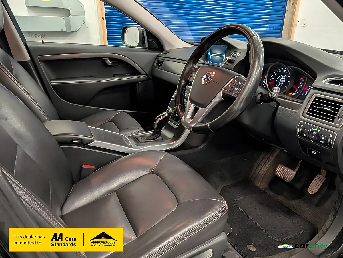 Used 2015 Volvo XC70 Se Nav Onyx Black - Interior and Exterior details 13