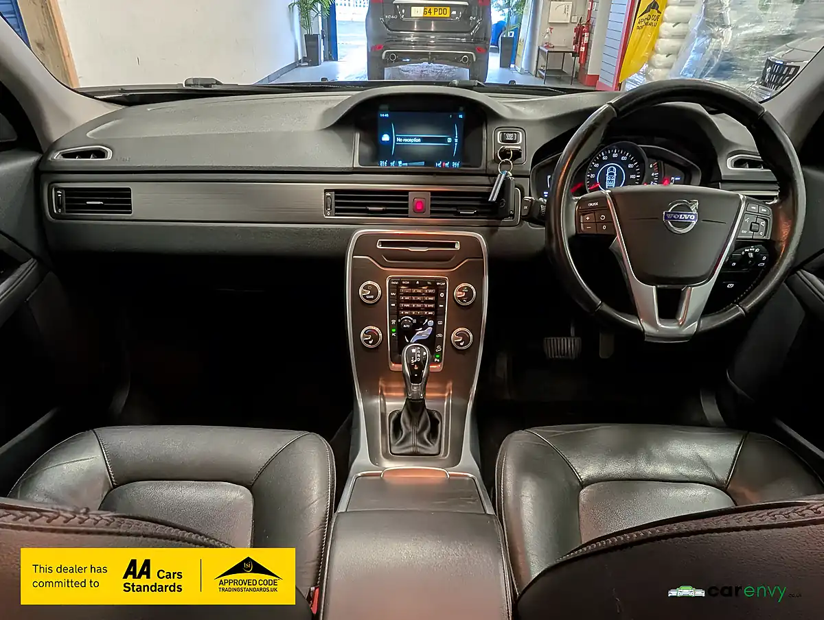 Used 2015 Volvo XC70 Se Nav Onyx Black - Interior and Exterior details 14