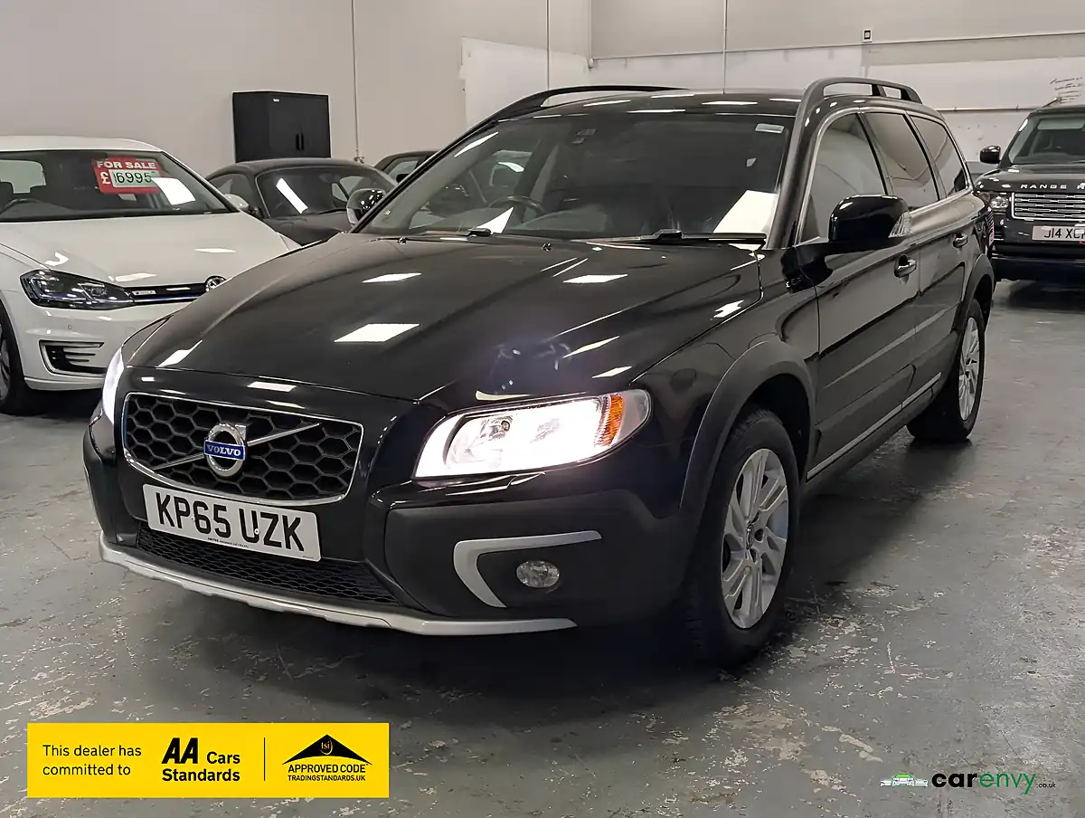Used 2015 Volvo XC70 Se Nav Onyx Black - Interior and Exterior details 6