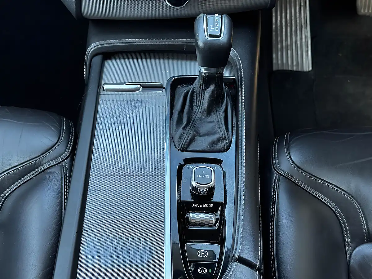 Used 2015 Volvo XC90 Inscription Grey - Interior and Exterior details 12