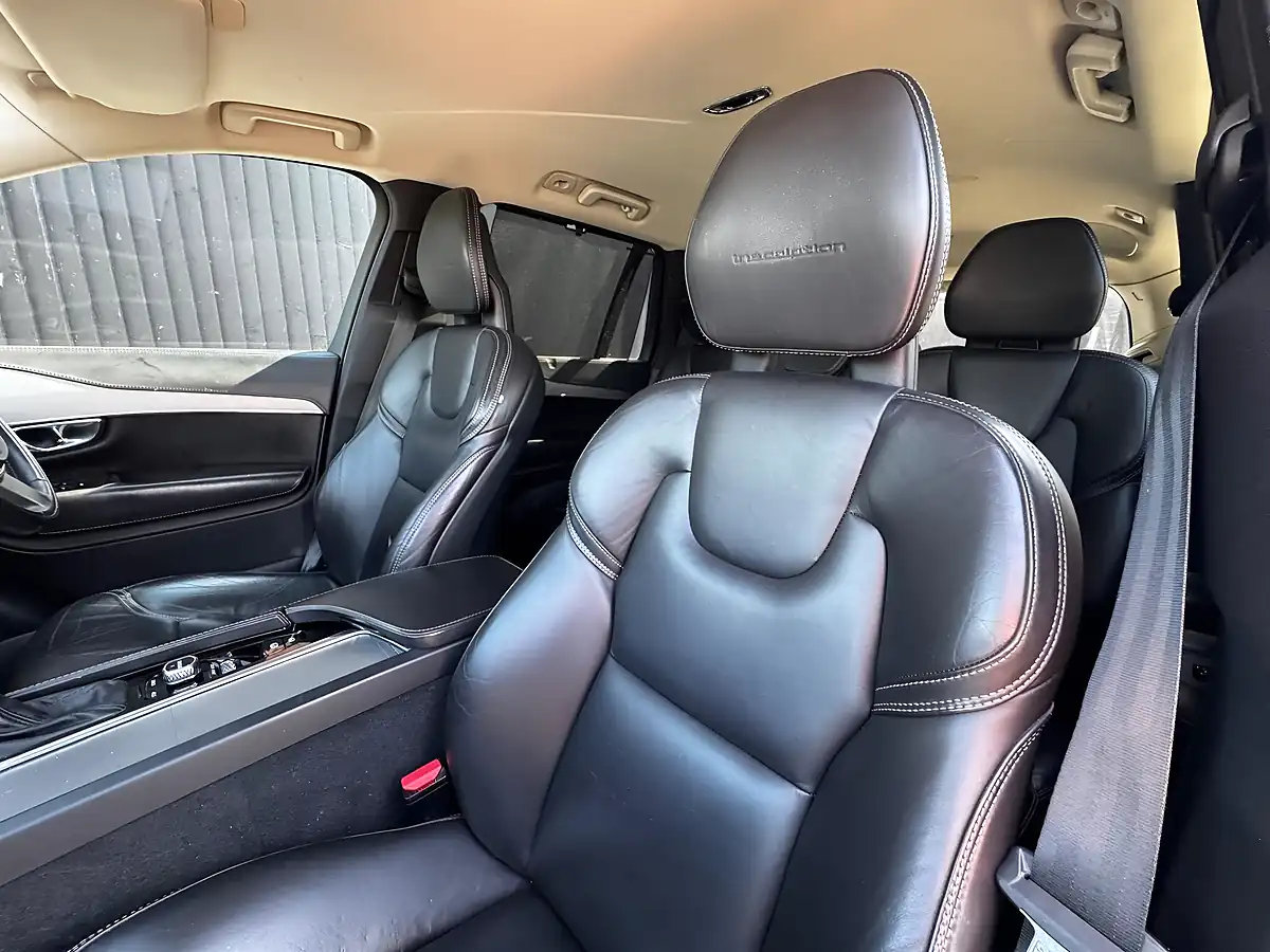 Used 2015 Volvo XC90 Inscription Grey - Interior and Exterior details 20