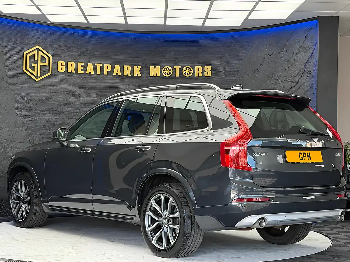 Used 2015 Volvo XC90 Momentum Grey - Interior and Exterior details 7