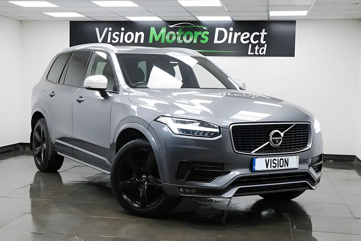 Used 2015 Volvo XC90 R-Design Grey - Front View