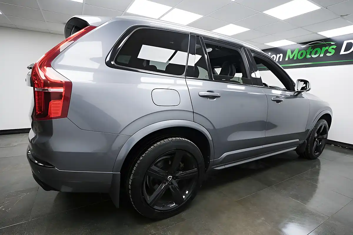 Used 2015 Volvo XC90 R-Design Grey - Interior and Exterior details 3