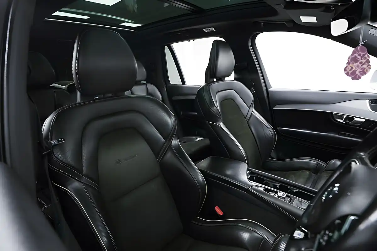 Used 2015 Volvo XC90 R-Design Grey - Interior and Exterior details 8