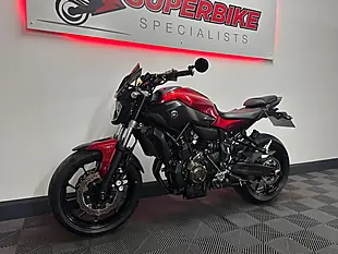 Used 2015 Yamaha MT-07 Naked Red - Interior and Exterior details 13