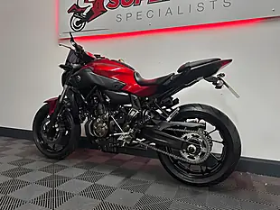 Used 2015 Yamaha MT-07 Naked Red - Interior and Exterior details 14