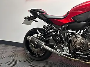 Used 2015 Yamaha MT-07 Naked Red - Interior and Exterior details 8