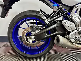 Used 2015 Yamaha MT-07 Naked Silver - Interior and Exterior details 10