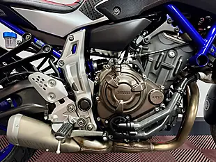 Used 2015 Yamaha MT-07 Naked Silver - Interior and Exterior details 11