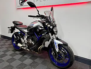 Used 2015 Yamaha MT-07 Naked Silver - Interior and Exterior details 4