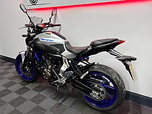 Used 2015 Yamaha MT-07 Naked Silver - Interior and Exterior details 7