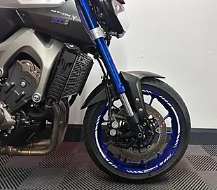 Used 2015 Yamaha MT-09 Naked Silver - Interior and Exterior details 10